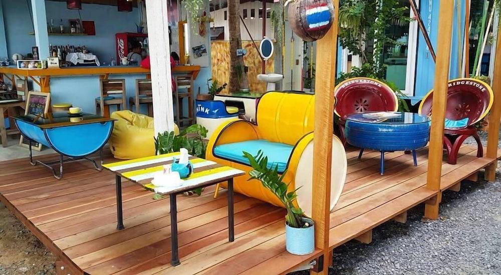 Ostello Think&Retro Cafe Lipa Noi Samui Esterno foto
